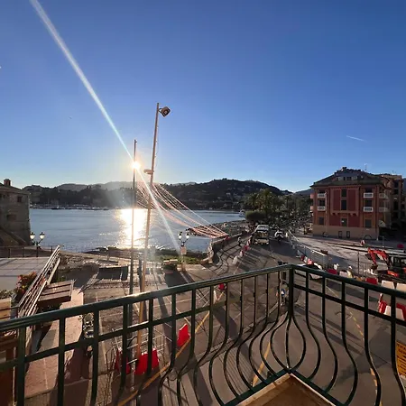 Gold, Sea View, With Private Garage