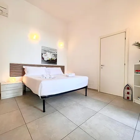 Lejlighed Gold, Sea View, With Private Garage