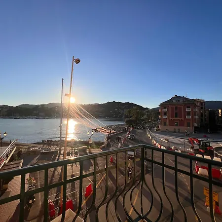 Gold, Sea View, With Private Garage Rapallo