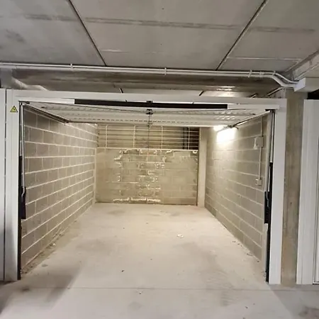 Gold, Sea View, With Private Garage Lejlighed